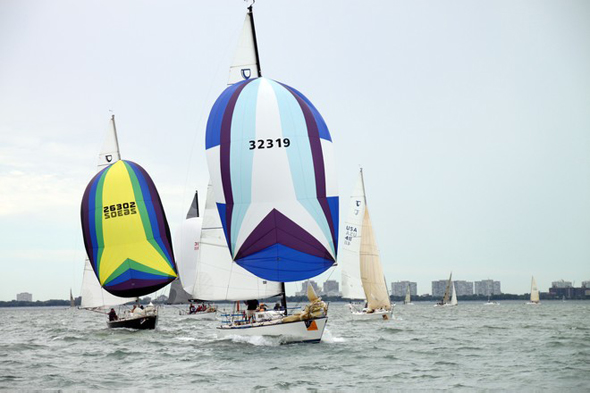 The venerable T-10 class, 24 boats strong, once again heads for Mackinac Island in 2011  Event Media