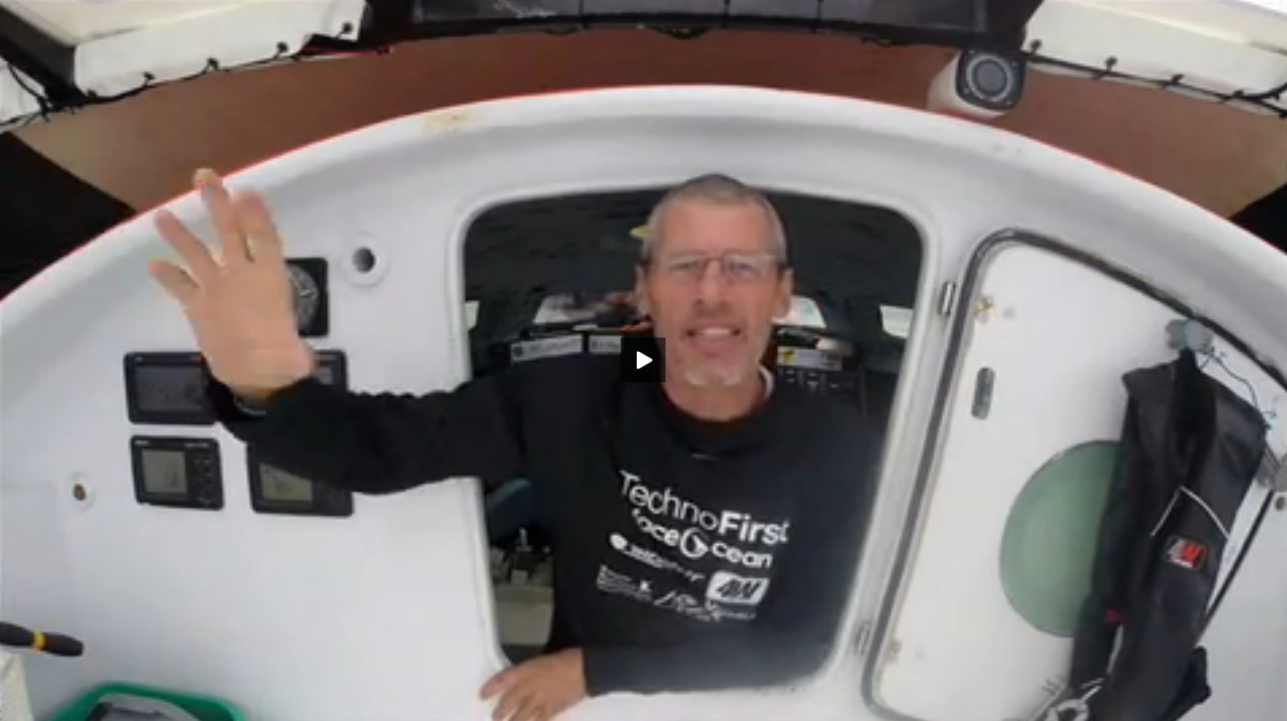 Vendee Globe - Onboard video - Sébastien Destremau, TechnoFirst-faceOcean, Videos