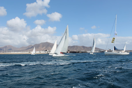 Dopplebock Patchouly French Kiss and Raven crossing the start line