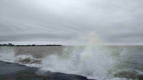 Lake Michigan's northern fury