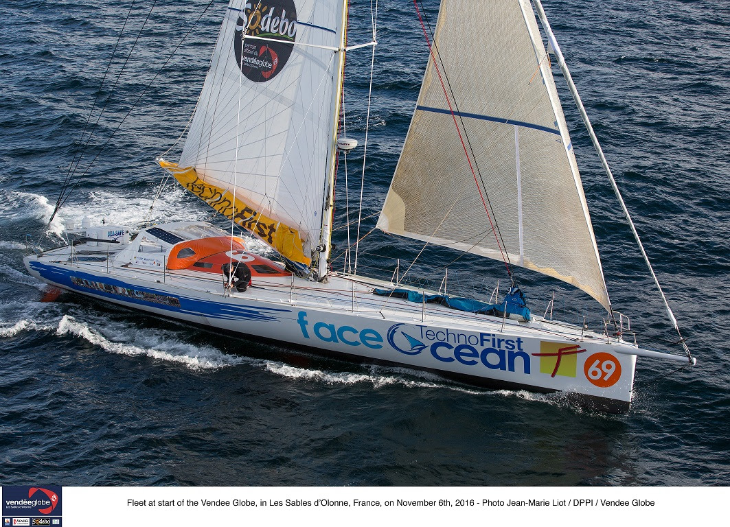 Fleet at start of the Vendee Globe, in Les Sables d'Olonne, France, on November 8th, 2016 - Photo Jean-Marie Liot / DPPI / Vendee Globe