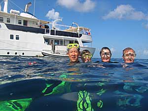 Vicki with fellow divers